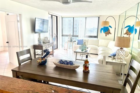Condominio en alquiler en St. Lucie, Florida, 2 dormitorios, 109.07 m2 № 2152667 - foto 4