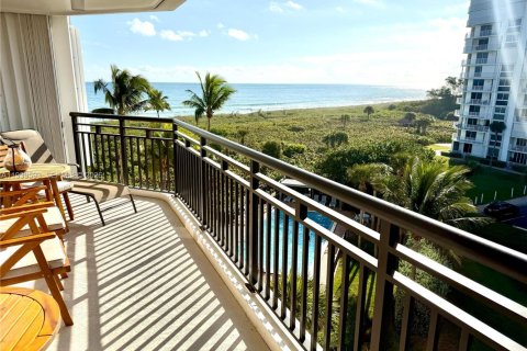 Condominio en alquiler en St. Lucie, Florida, 2 dormitorios, 109.07 m2 № 2152667 - foto 2