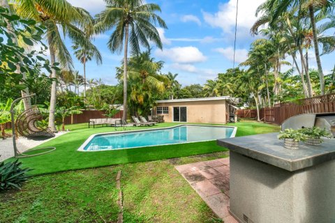 House in Hollywood, Florida 3 bedrooms, 124.58 sq.m. № 1836713 - photo 3