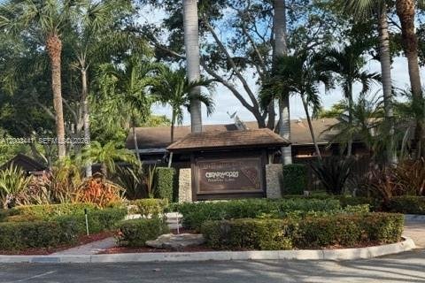 Adosado en venta en Pembroke Pines, Florida, 2 dormitorios, 111.11 m2 № 2069684 - foto 4
