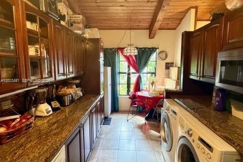 Adosado en venta en Pembroke Pines, Florida, 2 dormitorios, 111.11 m2 № 2069684 - foto 7