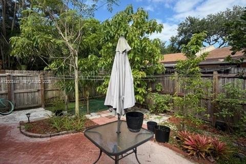 Adosado en venta en Pembroke Pines, Florida, 2 dormitorios, 111.11 m2 № 2069684 - foto 22