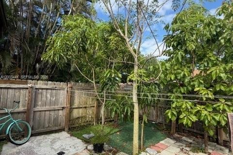 Adosado en venta en Pembroke Pines, Florida, 2 dormitorios, 111.11 m2 № 2069684 - foto 21