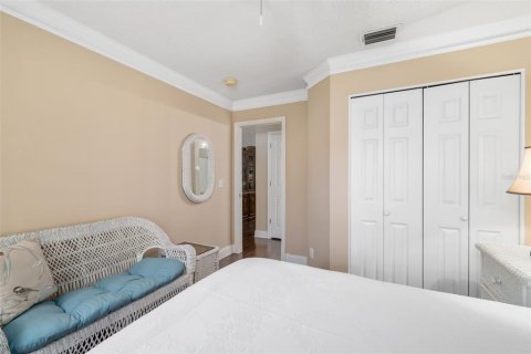 Condo in Sun City Center, Florida, 2 bedrooms  № 1808602 - photo 23