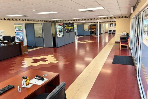 Propiedad comercial en venta en Lakeland, Florida, 999.35 m2 № 2427201 - foto 11