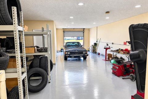 Propiedad comercial en venta en Lakeland, Florida, 999.35 m2 № 2427201 - foto 12
