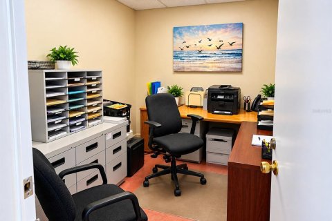 Propiedad comercial en venta en Lakeland, Florida, 999.35 m2 № 2427201 - foto 4