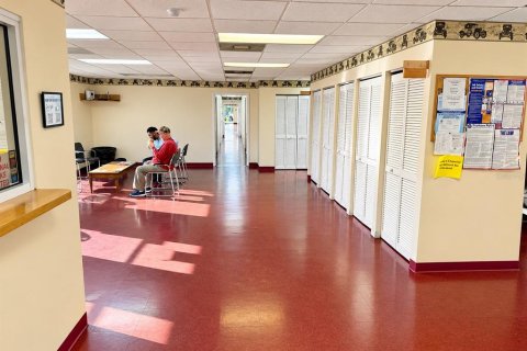 Propiedad comercial en venta en Lakeland, Florida, 999.35 m2 № 2427201 - foto 13