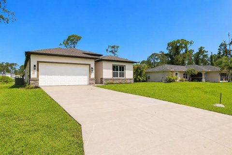 Villa ou maison à vendre à North Port, Floride: 4 chambres, 171.87 m2 № 2272809 - photo 4