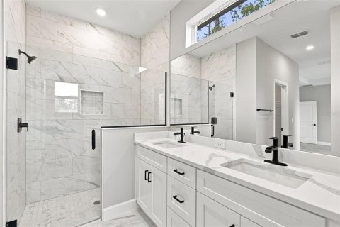 Villa ou maison à vendre à North Port, Floride: 4 chambres, 171.87 m2 № 2272809 - photo 17