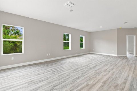 Villa ou maison à vendre à North Port, Floride: 4 chambres, 171.87 m2 № 2272809 - photo 16