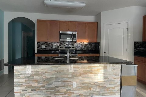 Casa en venta en Davenport, Florida, 4 dormitorios, 162.67 m2 № 1767618 - foto 3