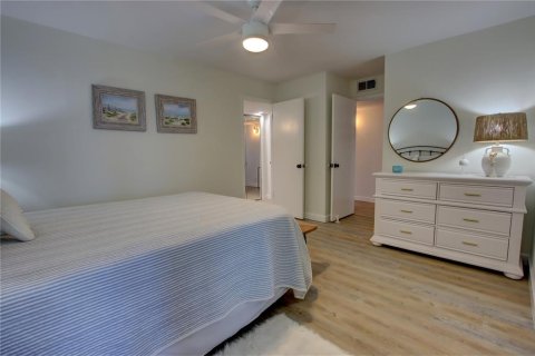 Condominio en venta en New Smyrna Beach, Florida, 1 dormitorio, 93.37 m2 № 2205242 - foto 15