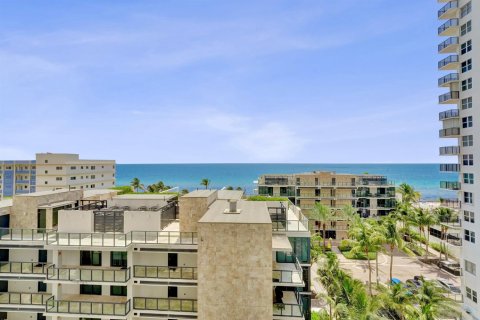 Copropriété à vendre à Hollywood, Floride: 2 chambres, 130.06 m2 № 2087893 - photo 12
