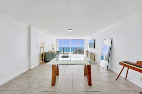 Copropriété à vendre à Hollywood, Floride: 2 chambres, 130.06 m2 № 2087893 - photo 23