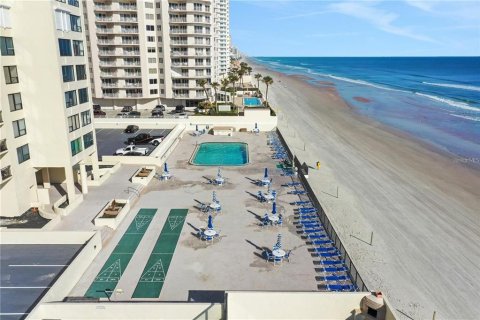 Condo in Daytona Beach Shores, Florida, 2 bedrooms № 2197806 - photo 5