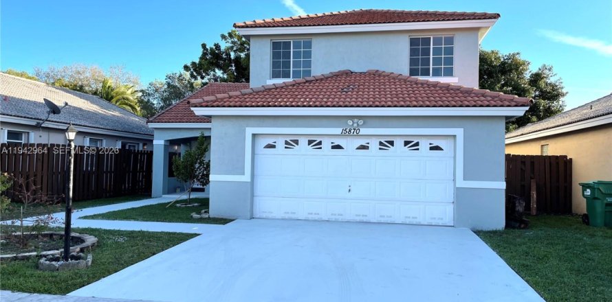 Villa ou maison à Miami, Floride 4 chambres, 199.37 m2 № 1999289