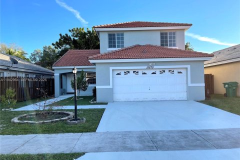Villa ou maison à louer à Miami, Floride: 4 chambres, 199.37 m2 № 1999289 - photo 13
