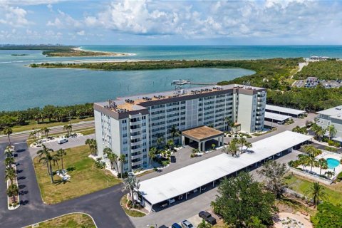 Condo in Dunedin, Florida, 2 bedrooms № 2150617