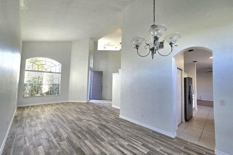 House in Bradenton, Florida 4 bedrooms, 254.37 sq.m. № 1542788 - photo 12