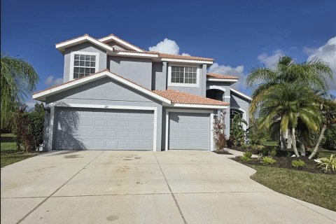 House in Bradenton, Florida 4 bedrooms, 254.37 sq.m. № 1542788 - photo 1