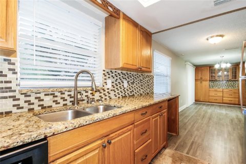 Casa en alquiler en Valrico, Florida, 3 dormitorios, 127.09 m2 № 1905091 - foto 8