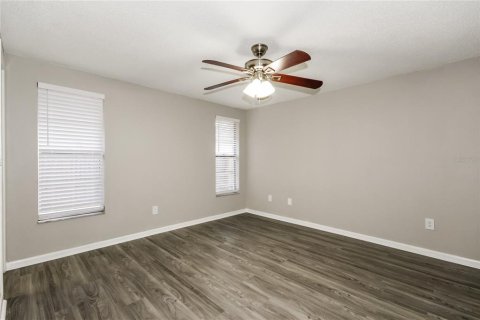 Casa en alquiler en Valrico, Florida, 3 dormitorios, 127.09 m2 № 1905091 - foto 9