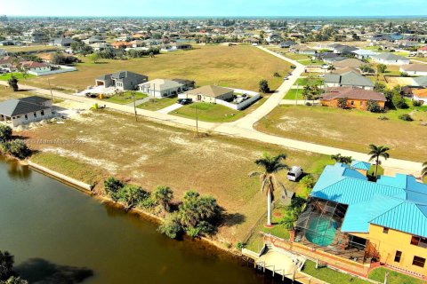 Land in Cape Coral, Florida № 1859640 - photo 26