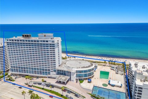 Condo in Miami Beach, Florida  № 2247401 - photo 22