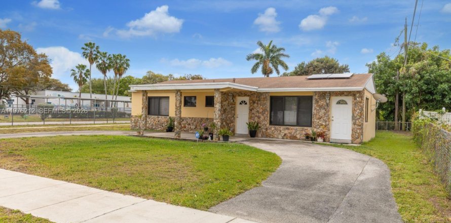 Casa en North Lauderdale, Florida 3 dormitorios, 115.94 m2 № 2042954