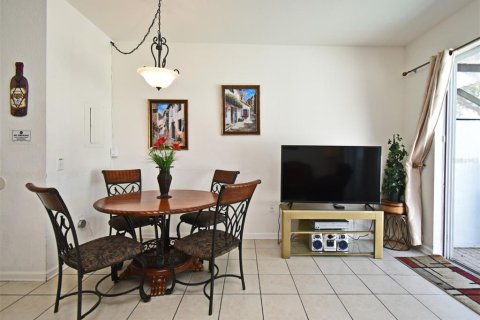 Townhouse in Kissimmee, Florida 3 bedrooms, 133.78 sq.m. № 1597541 - photo 11