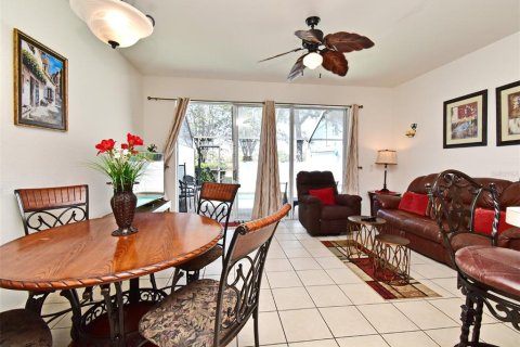 Townhouse in Kissimmee, Florida 3 bedrooms, 133.78 sq.m. № 1597541 - photo 8