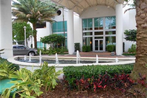 Copropriété à louer à North Bay Village, Floride: 2 chambres, 116.22 m2 № 1945943 - photo 26