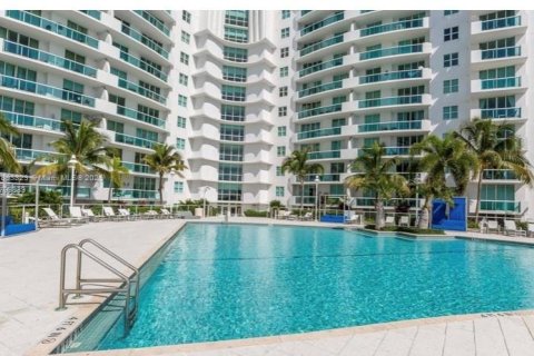 Copropriété à louer à North Bay Village, Floride: 2 chambres, 116.22 m2 № 1945943 - photo 30