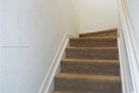 Купить таунхаус в Хомстед, Флорида 4 спальни, 127.65м2, № 2081728 - фото 23