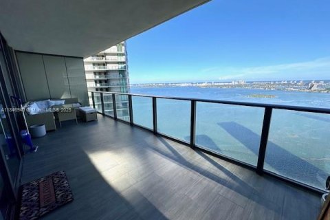 Condo in Miami, Florida, 2 bedrooms  № 1935852