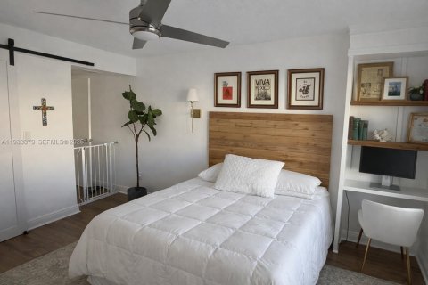 Купить виллу или дом в Майами, Флорида 1 комната, 180.32м2, № 2051123 - фото 13