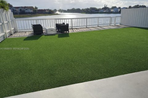 Купить виллу или дом в Майами, Флорида 1 комната, 180.32м2, № 2051123 - фото 20