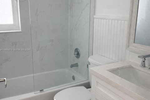 Купить виллу или дом в Майами, Флорида 1 комната, 180.32м2, № 2051123 - фото 6