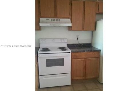 Купить кондоминиум в Майами, Флорида 2 спальни, 74.32м2, № 1972008 - фото 13