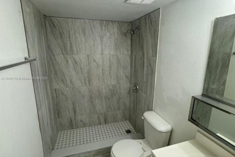 Купить кондоминиум в Майами, Флорида 2 спальни, 74.32м2, № 1972008 - фото 9