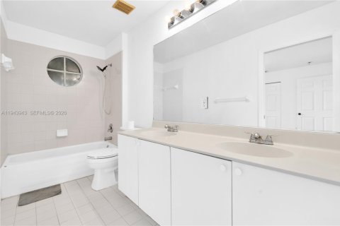 Casa en venta en Miramar, Florida, 4 dormitorios, 251.49 m2 № 2000661 - foto 22