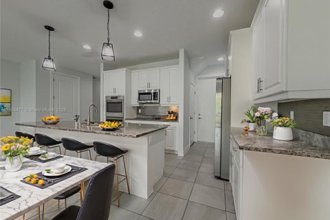 Touwnhouse à vendre à Royal Palm Beach, Floride: 3 chambres, 206.43 m2 № 1880203 - photo 16