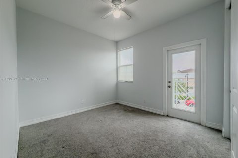 Touwnhouse à vendre à Royal Palm Beach, Floride: 3 chambres, 206.43 m2 № 1880203 - photo 26