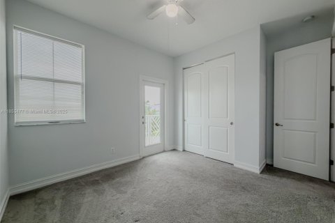 Touwnhouse à vendre à Royal Palm Beach, Floride: 3 chambres, 206.43 m2 № 1880203 - photo 28