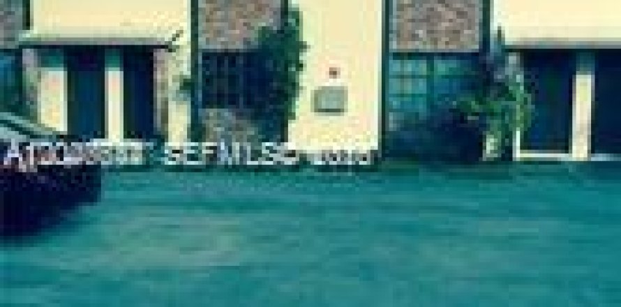 Touwnhouse à Coral Springs, Floride 2 chambres, 110.37 m2 № 2087565