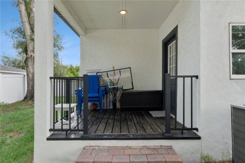 House in Eustis, Florida 3 bedrooms, 130.81 sq.m. № 2223736 - photo 25