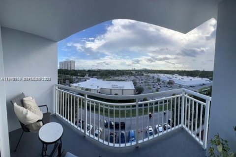 Condo in Miami, Florida, 1 bedroom  № 1998202 - photo 3