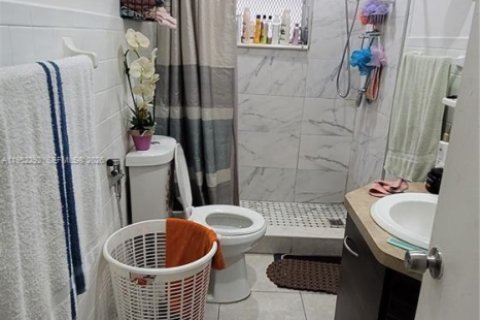 Купить виллу или дом в Майами, Флорида 3 спальни, 125.98м2, № 2006624 - фото 7