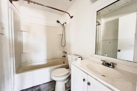 House in Mulberry, Florida 2 bedrooms, 83.61 sq.m. № 2196685 - photo 7